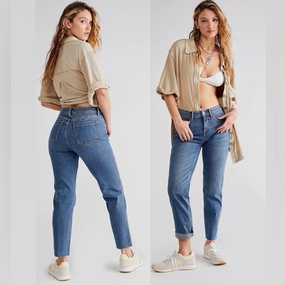 Free People Curvy High-Rise Vintage | CRVY High-Rise Vintage Straight Jeans - Picture 3 of 10